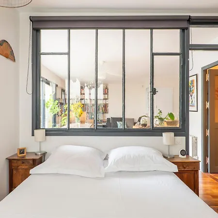 Veeve - Wooden Warmth Apartment *