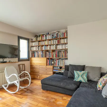 Veeve - Wooden Warmth Apartment Paris